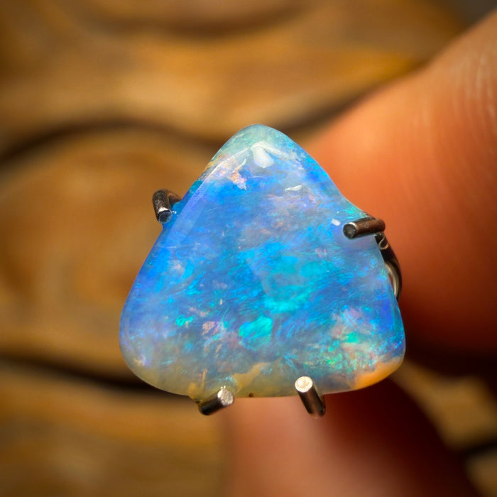1.25cts - Lightning Ridge Opal Doublet