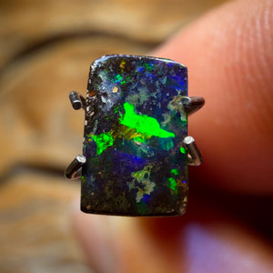 1.2cts - Queensland Boulder Seam Opal. Australian Opal