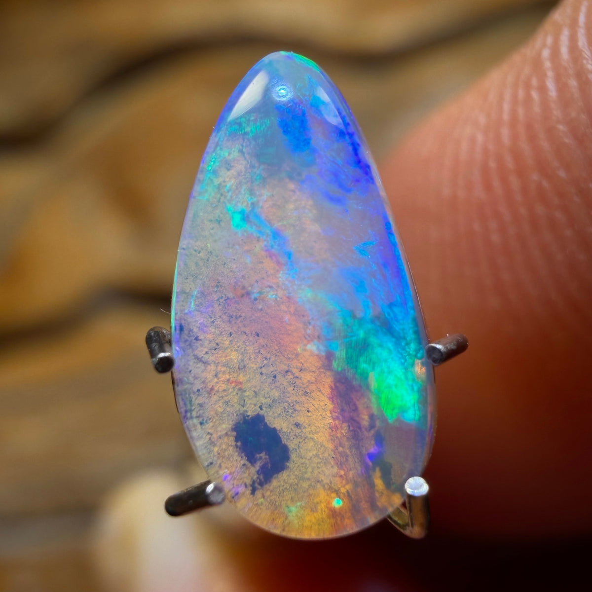 1.2cts - Solid Australian Boulder Pipe Crystal Opal