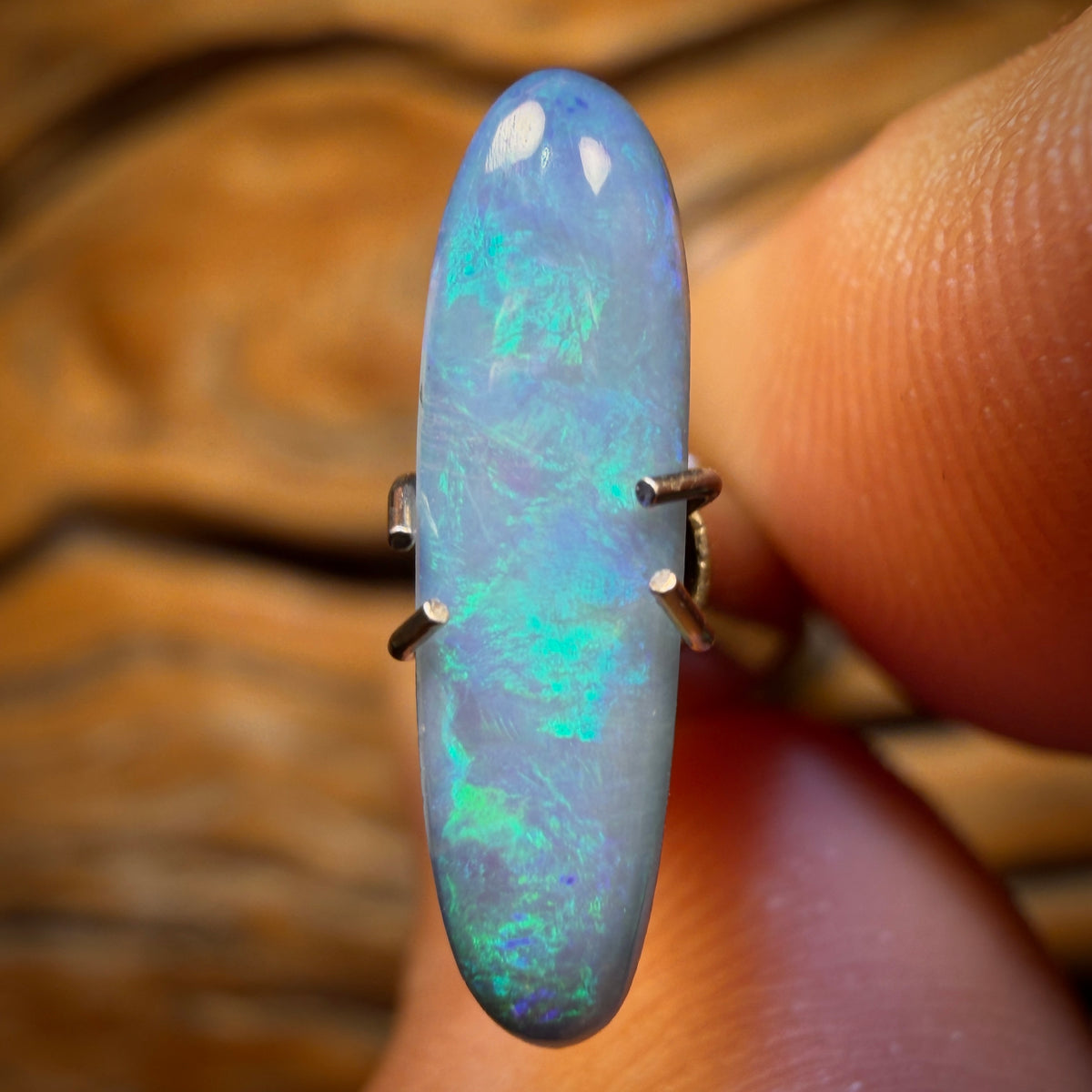 1.3cts - Lightning Ridge Opal Doublet