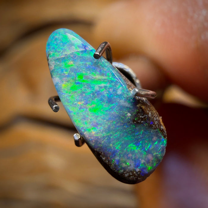 1.3cts - Queensland Boulder Seam Opal. Australian Opal