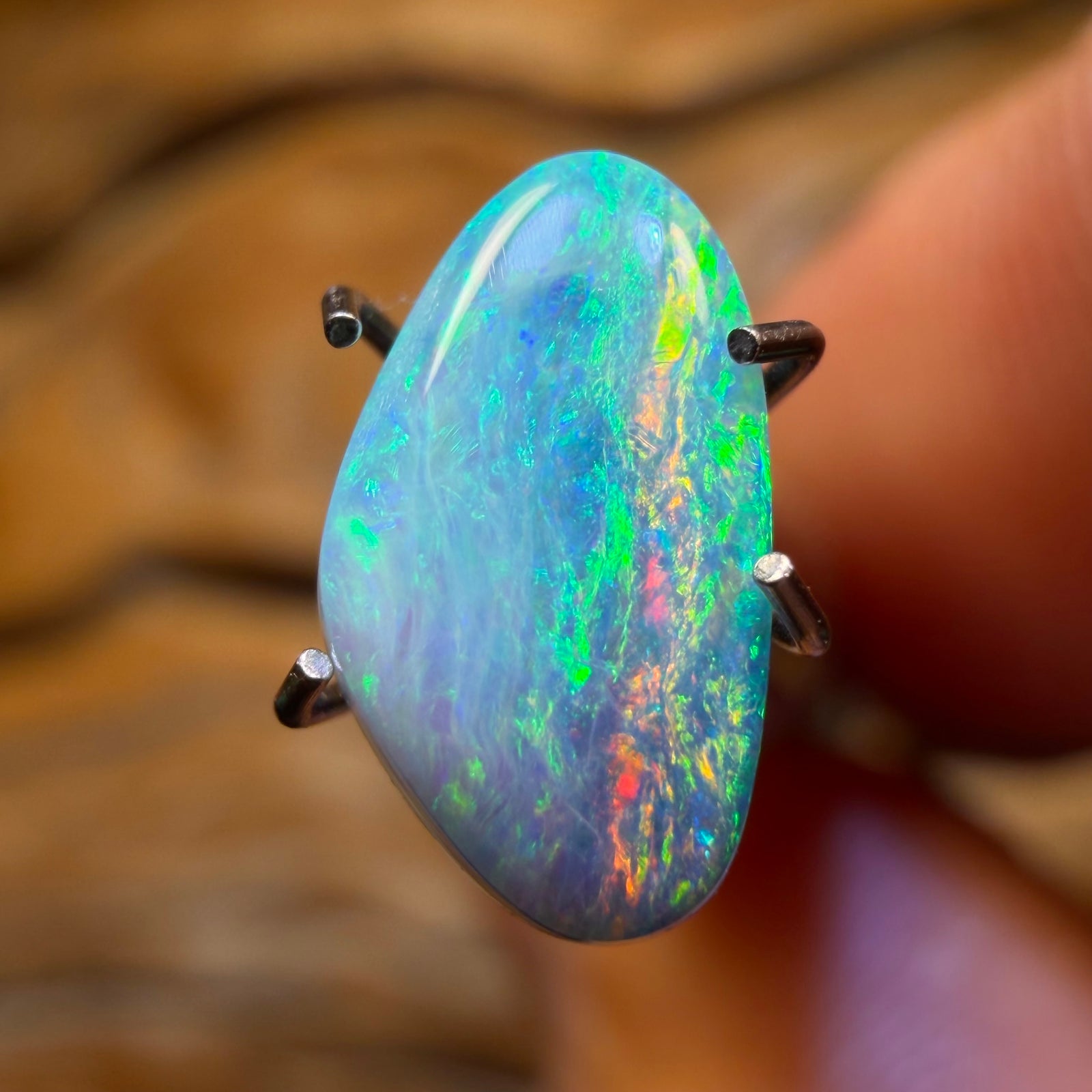 1.5cts - Australian Boulder Seam Opal from Winton