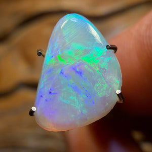 1.5cts - Lightning Ridge Crystal Opal