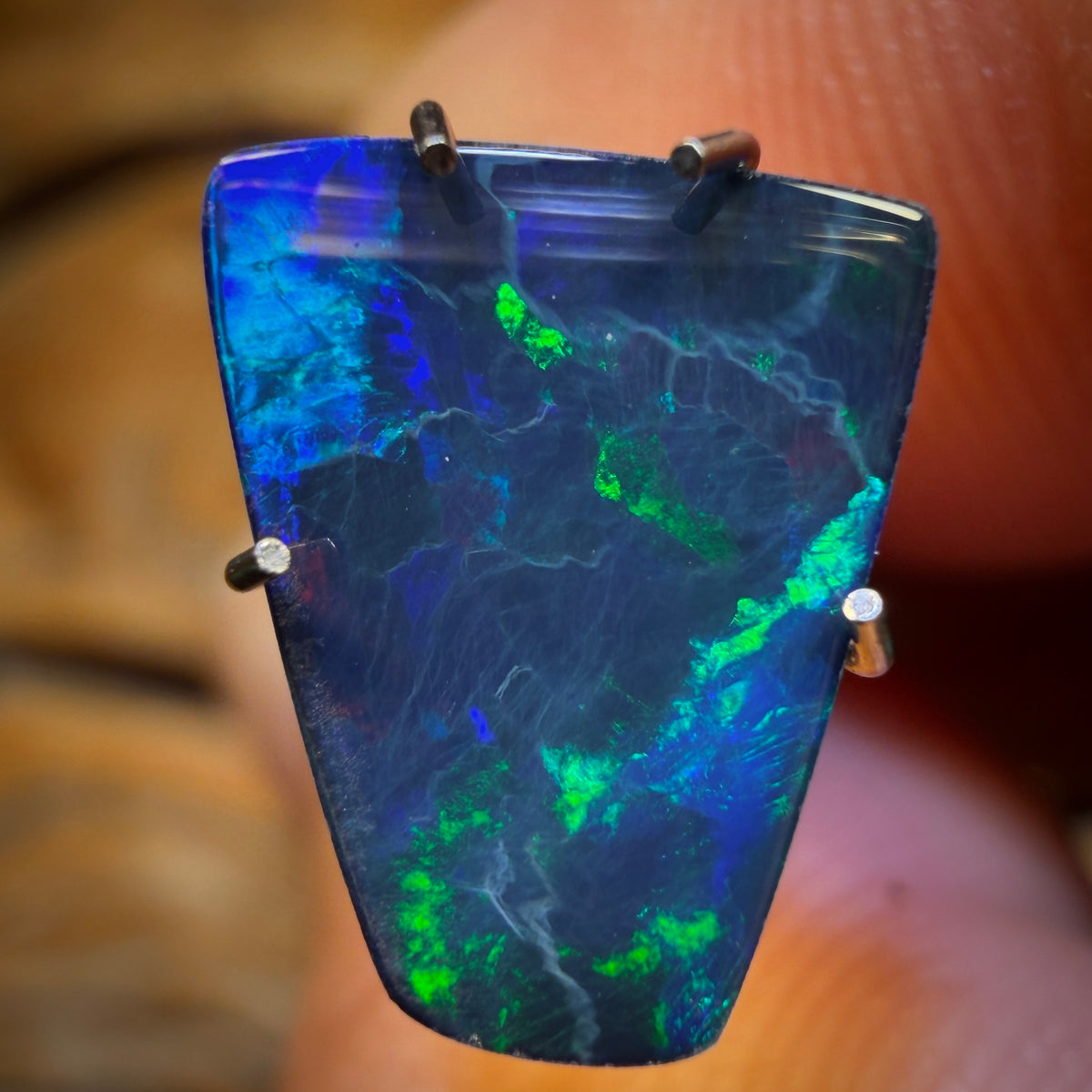 1.6cts - Lightning Ridge Opal Doublet