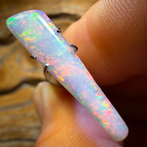 1.6cts - Rare South Australian Crystal Opal from Mintabie