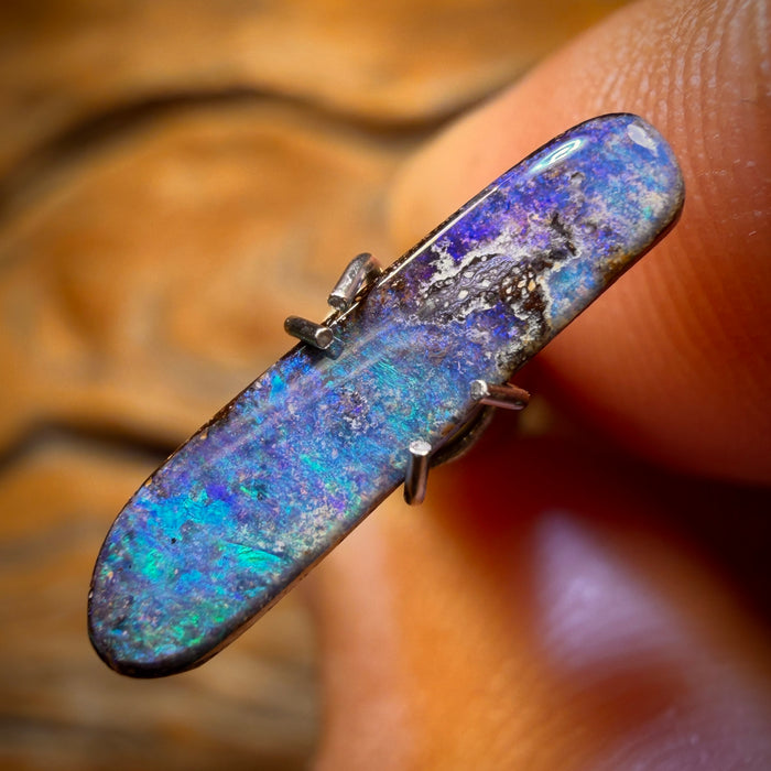1.7cts - Australian Boulder Seam Opal