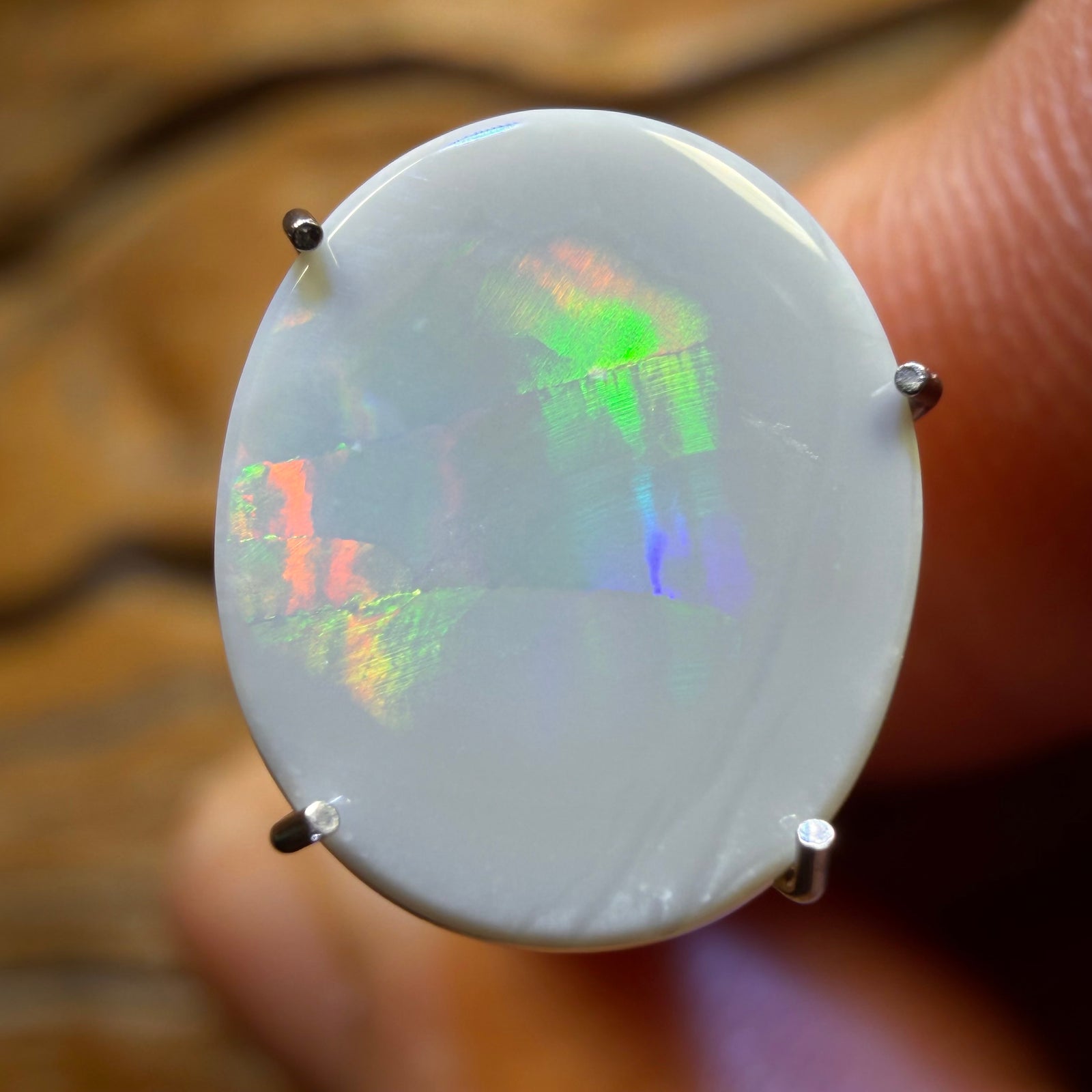 1.7cts - Dark Opal from Lightning Ridge