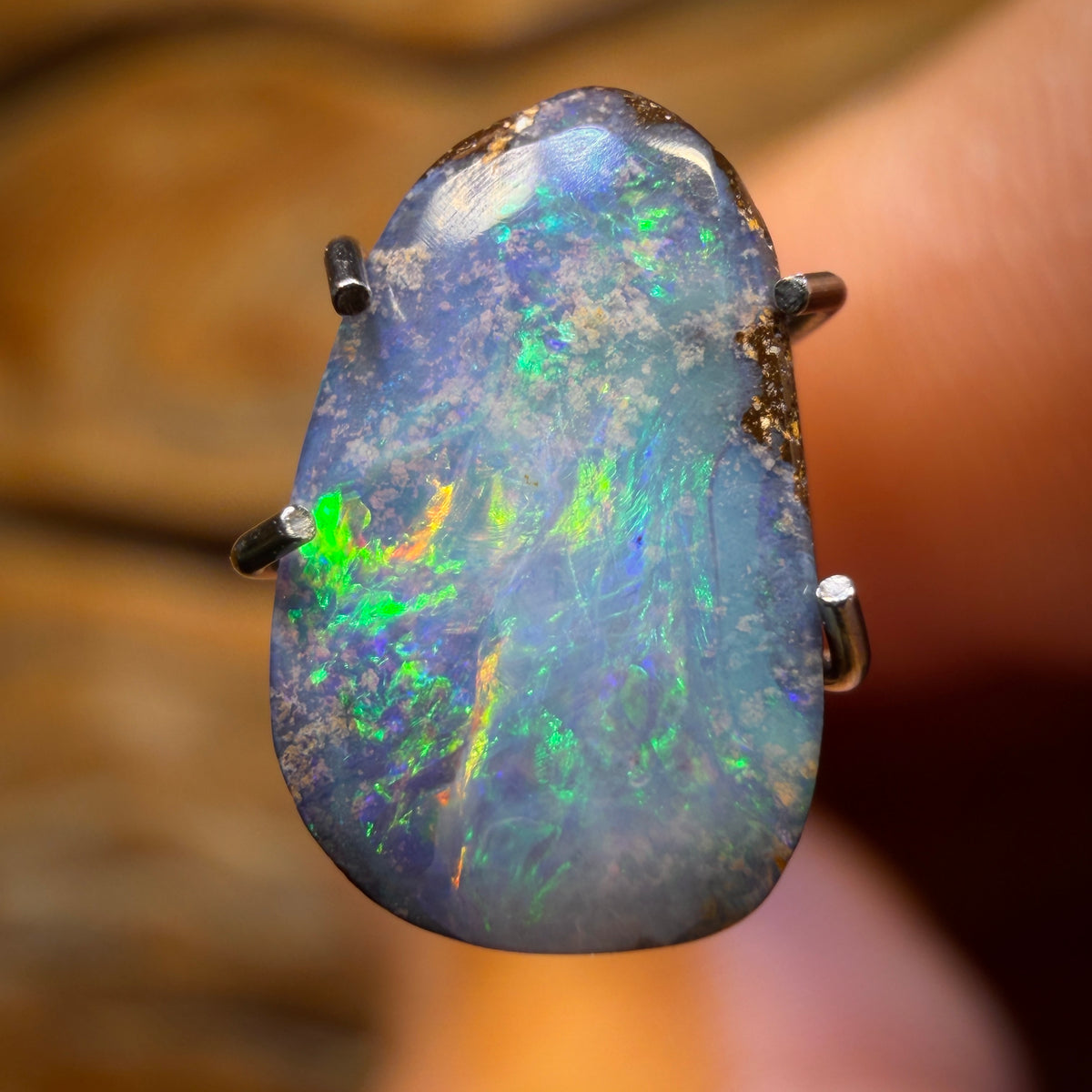 1.7cts - Queensland Boulder Seam Opal. Australian Opal