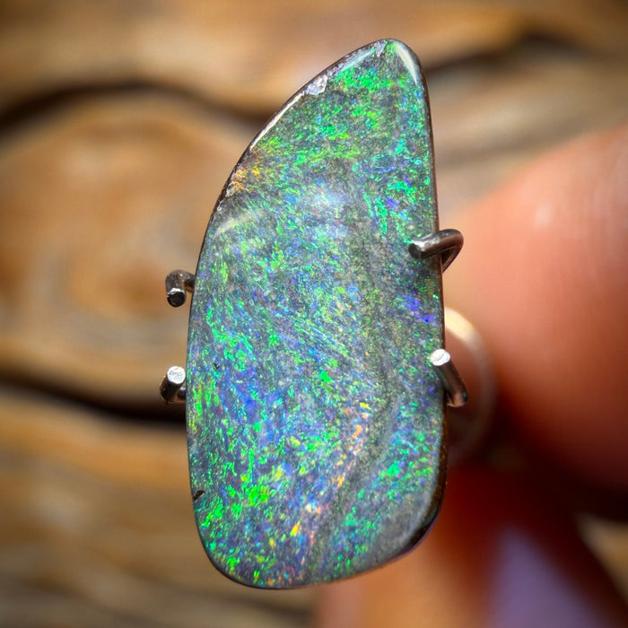 1.7cts - Queensland Boulder Seam Opal. Australian Opal
