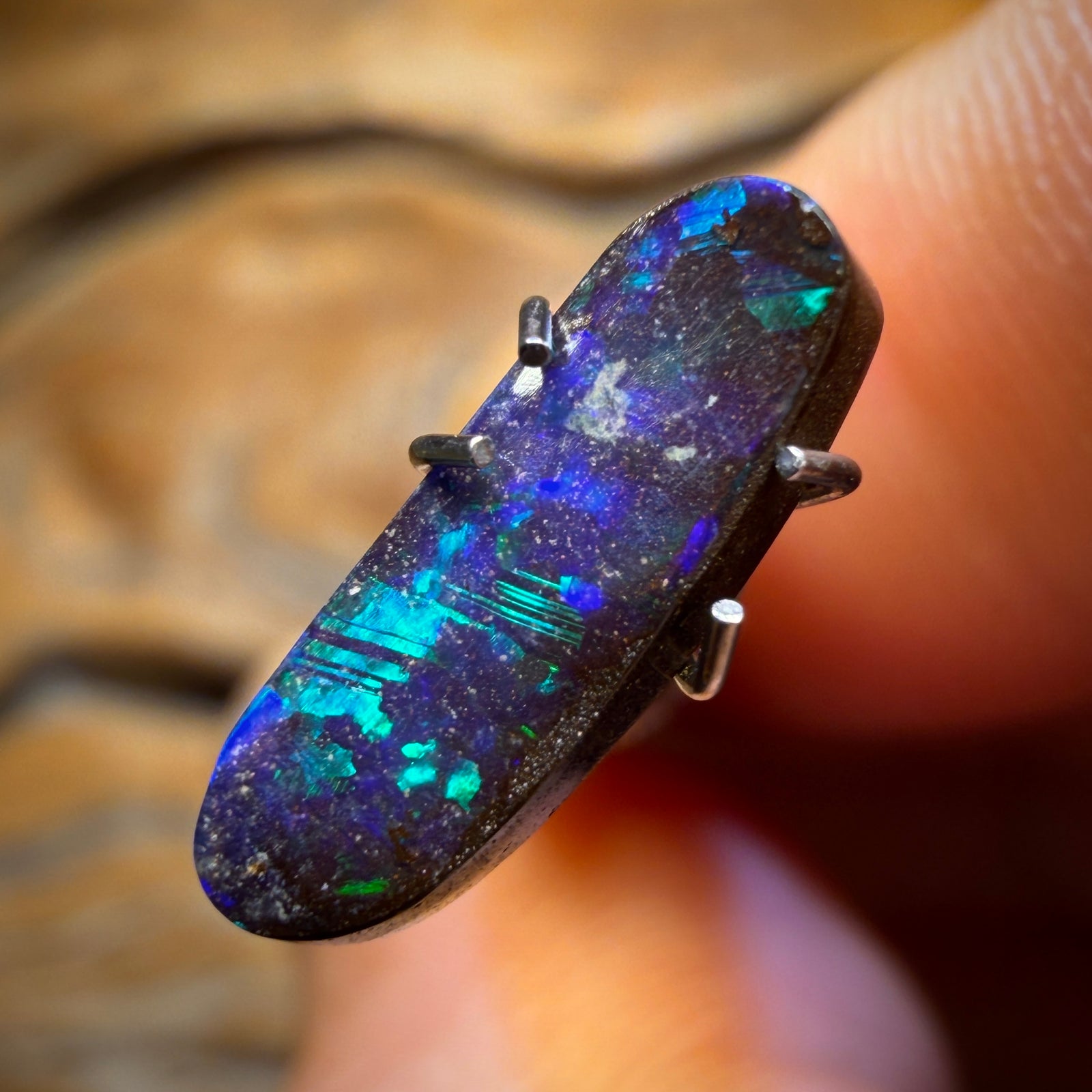1.85cts - Australian Boulder Seam Opal from Queensland