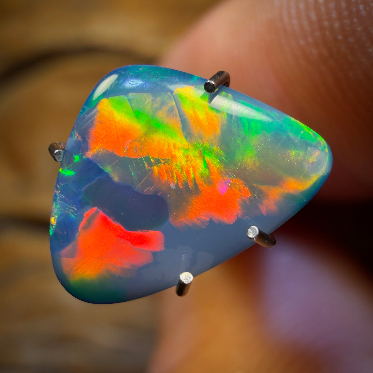 1.8cts - Australian Boulder Opal Doublet