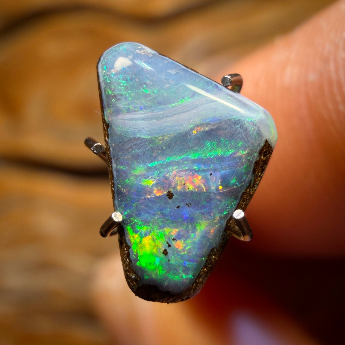 1.8cts - Queensland Boulder Seam Opal. Australian Opal