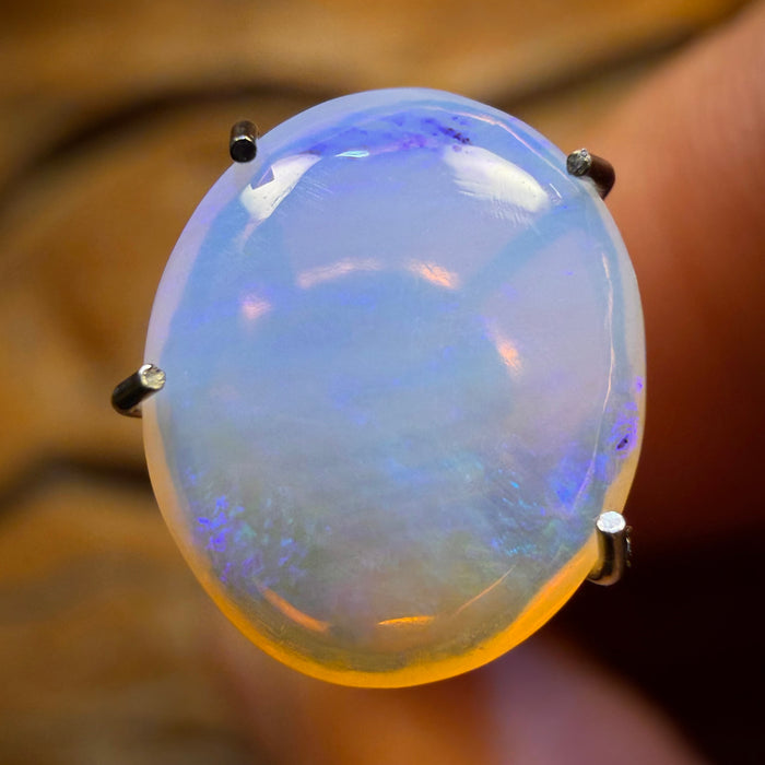 1.8cts - South Australian Crystal Opal