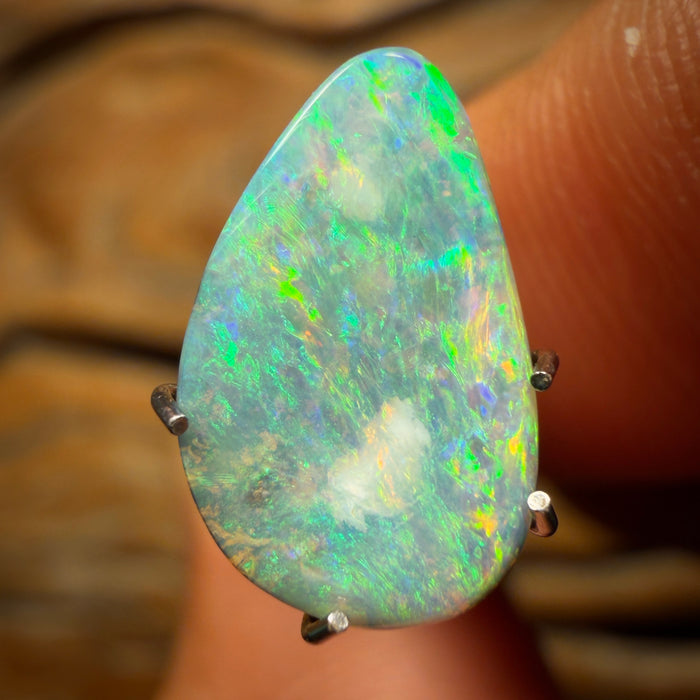 1.9cts - Queensland Boulder Seam Opal. Australian Opal