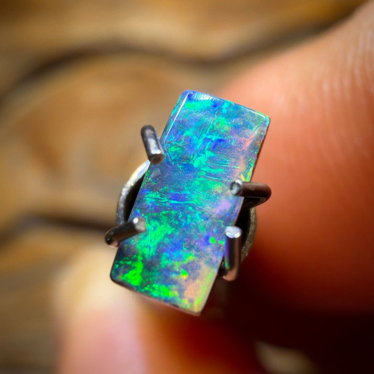 📣 OPALFEST 🔨 AUCTION 🔨 No Reserve 0.4cts - Queensland Boulder Seam Opal from Winton