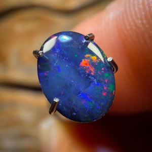 0.7cts - Australian Boulder Opal Doublet