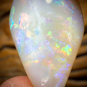 20.9cts - South Australian White Opal