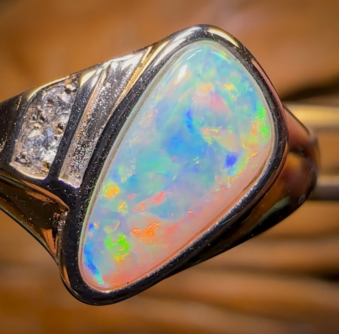 Sterling Silver - UNISEX South Australian Crystal Opal Ring