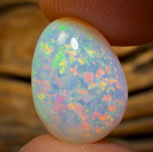 5.65cts - BANGER GEM semi crystal quality Yowah opal