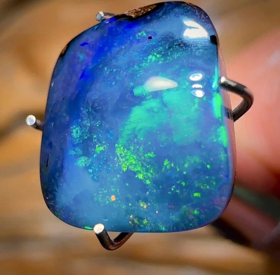 3.45cts - Queensland Boulder Seam Opal