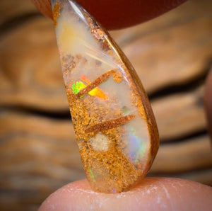 2.3cts - Solid Australian Boulder Pipe Opal