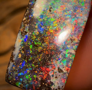 18.6cts - GEM Queensland Boulder Seam Opal. MULTICOLOURS!