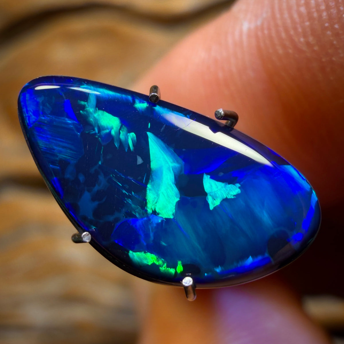 2.4cts - “Aurora” Wow Lightning Ridge Opal Doublet