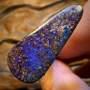 13.9cts - Queensland Boulder Seam Opal. Australian Opal
