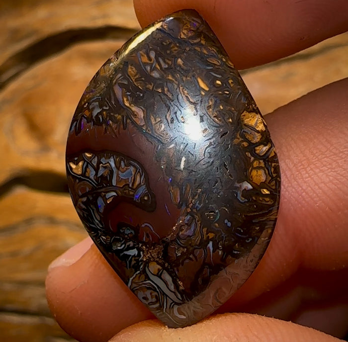 🔨 AUCTION 🔨 No Reserve 26.2cts - Tribal Queensland Boulder Opal from Koroit