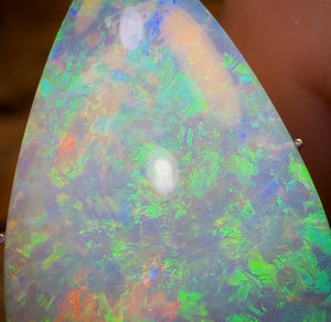 10.8cts - Large GEM Lightning Ridge Crystal Opal Heritage Collection
