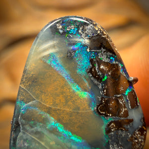 🔨 AUCTION 🔨 5.3cts - Queensland Boulder Seam Opal. Australian Opal