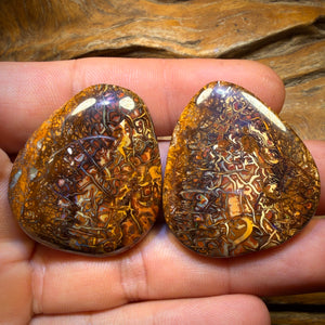 141.8cts - Tribal Queensland Boulder Opal Pair