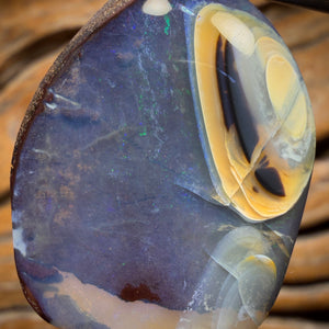 🔨 AUCTION 🔨 No Reserve Solid Queensland Boulder Seam Opal Pendant
