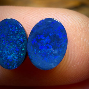 Bargain Card! 1.9cts - Australian Boulder Opal Doublet Pair