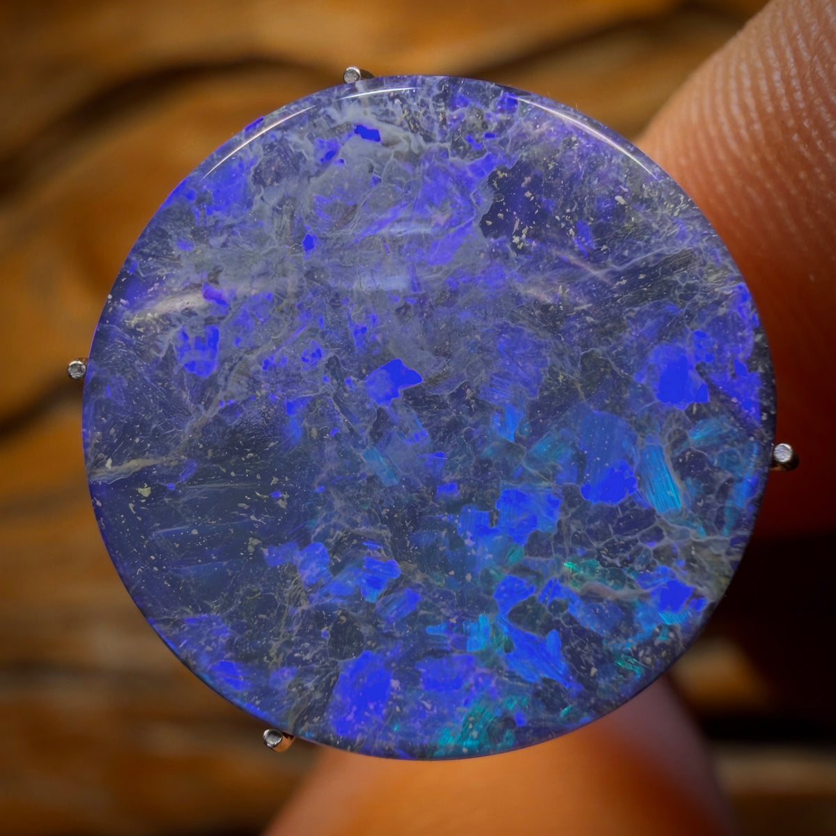 9.1cts - Australian Boulder Opal Doublet