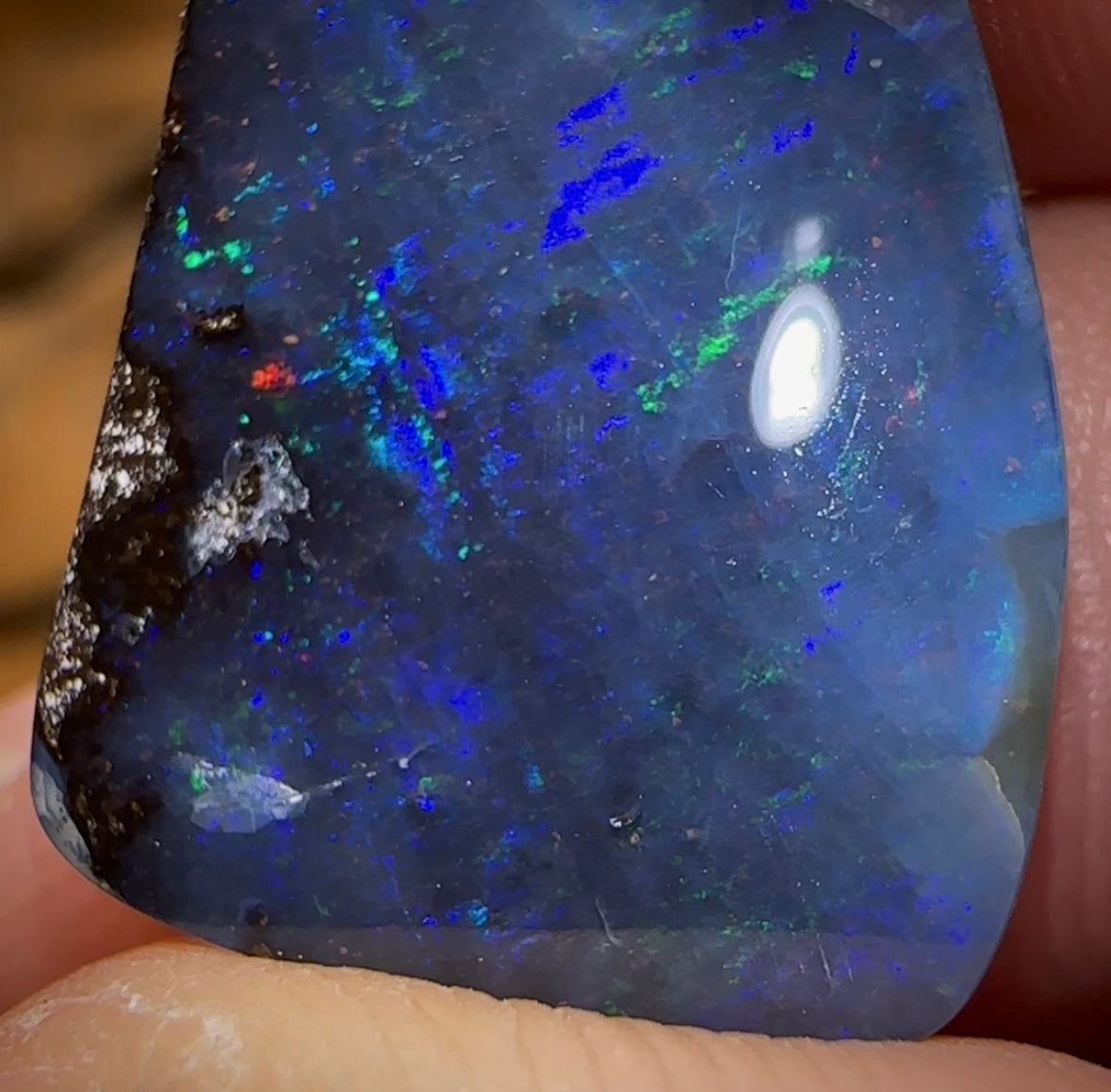 15.1cts - Queensland Boulder Seam Opal - Opal Whisperers