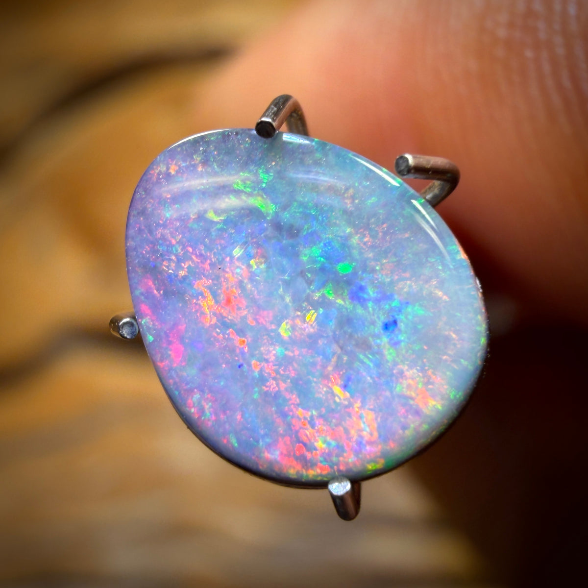1,5 Karat – Queensland Boulder Seam Opal aus Opalton
