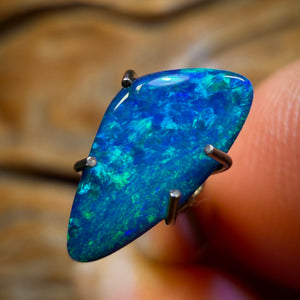 0.7cts - Lightning Ridge Opal Doublet
