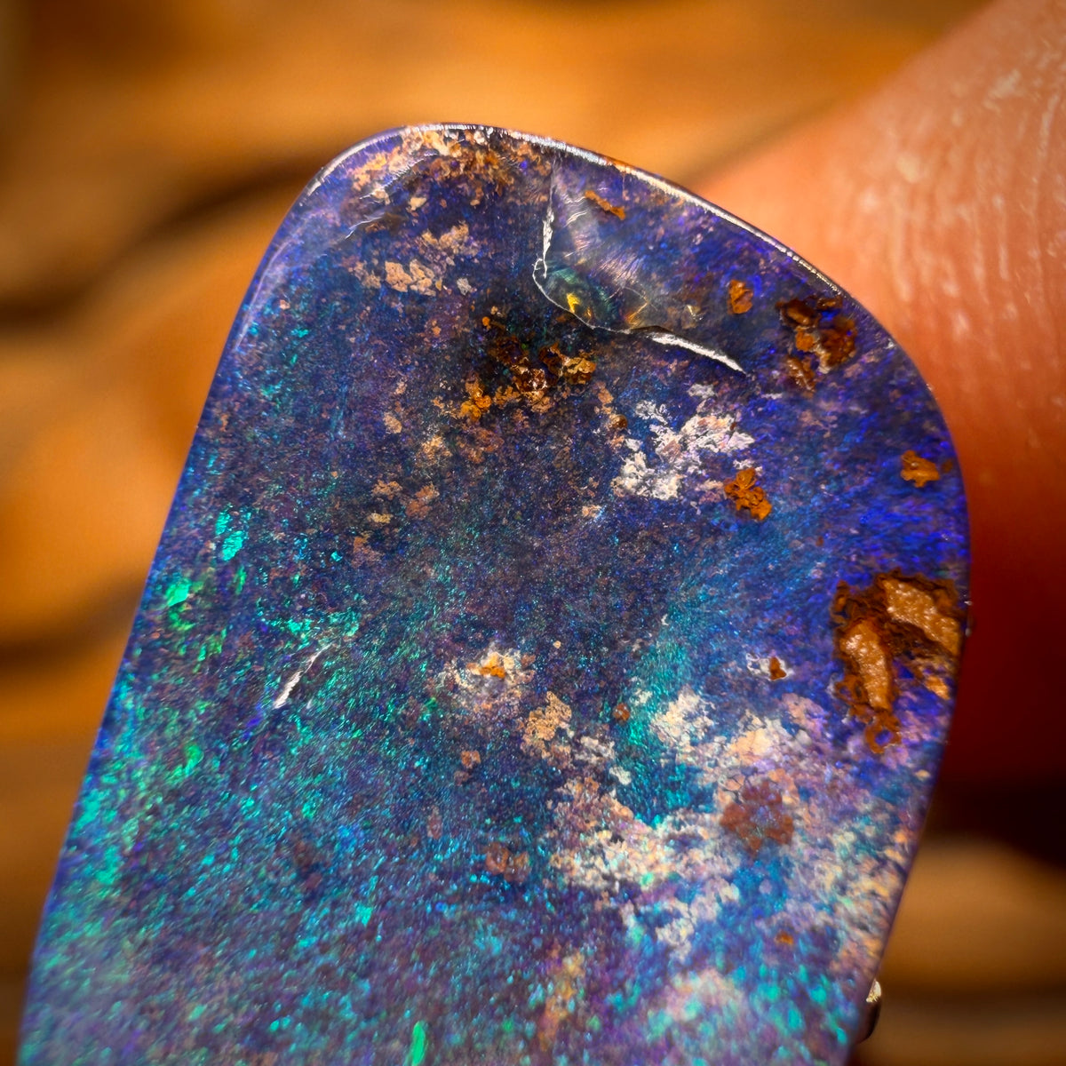 5.9cts - Queensland Boulder Seam Opal. Australian Opal