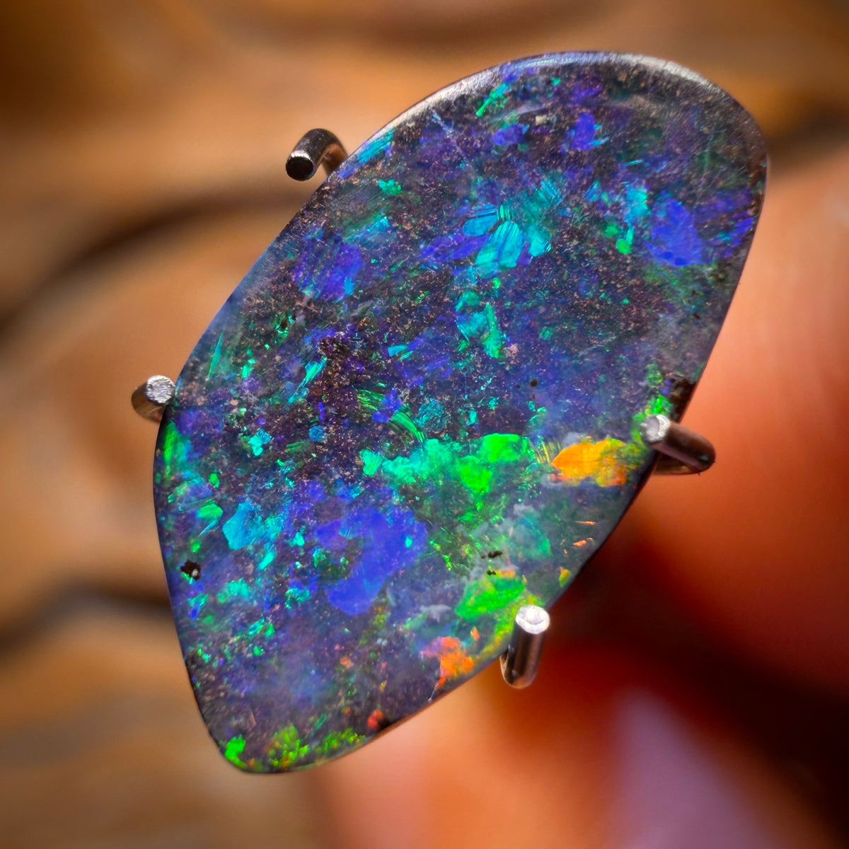 2.3cts - Clean Full Face Gem Australian Boulder Seam Opal