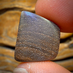 13.1cts - Gem Queensland Boulder Seam Opal