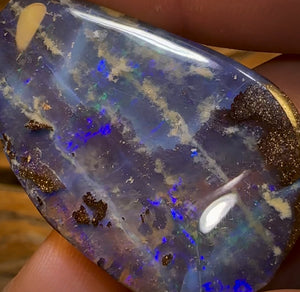 95.3cts - “Electric Current” Queensland Boulder Seam Opal. Heritage Collection