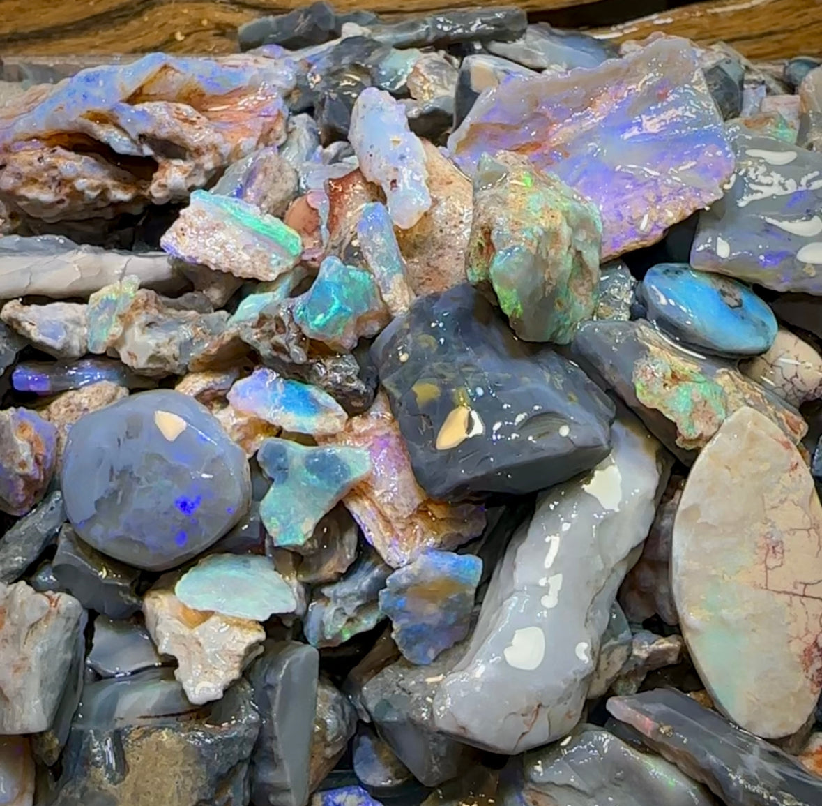 100cts - Lightning Ridge Rough Opal Parcels. BULK LISTING