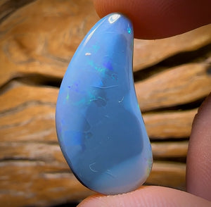 18.1cts - Super Stone Rare South Australian Dark Opal. Multicolour Magic with Amazing Pattern.