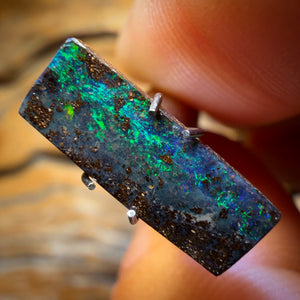 2.6cts - Queensland Boulder Seam Opal