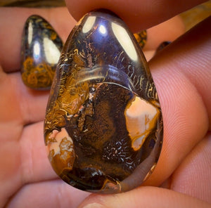 🔒 141.5cts - 5x Australian Tribal Boulder Opal’s. Wholesale Dealers Parcel