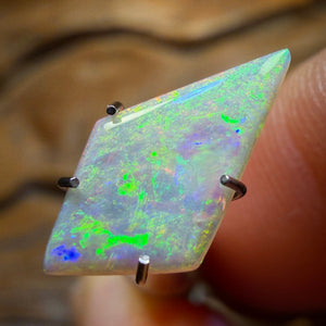 0,9ct – Südaustralischer Kristallopal