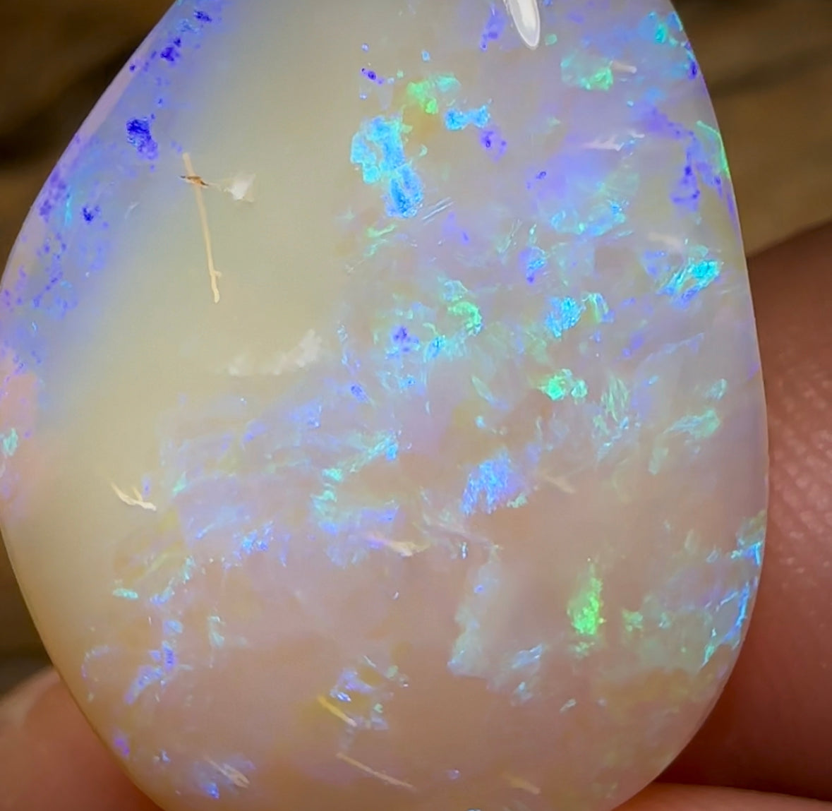 21.2cts - Lightning Ridge Crystal Opal - Opal Whisperers