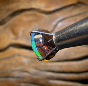 2.7cts - Australian Boulder Opal Doublet