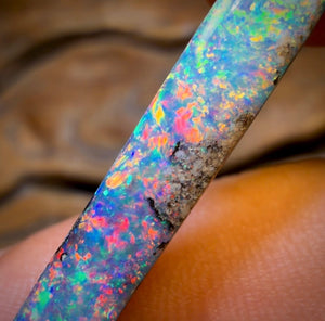 10.1cts - GEM Queensland Boulder Seam Opal. Red Multicolours!